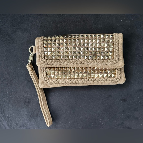 BEBE Beautiful Studded Beige Kissey Clutch Wristlet - Picture 2 of 13